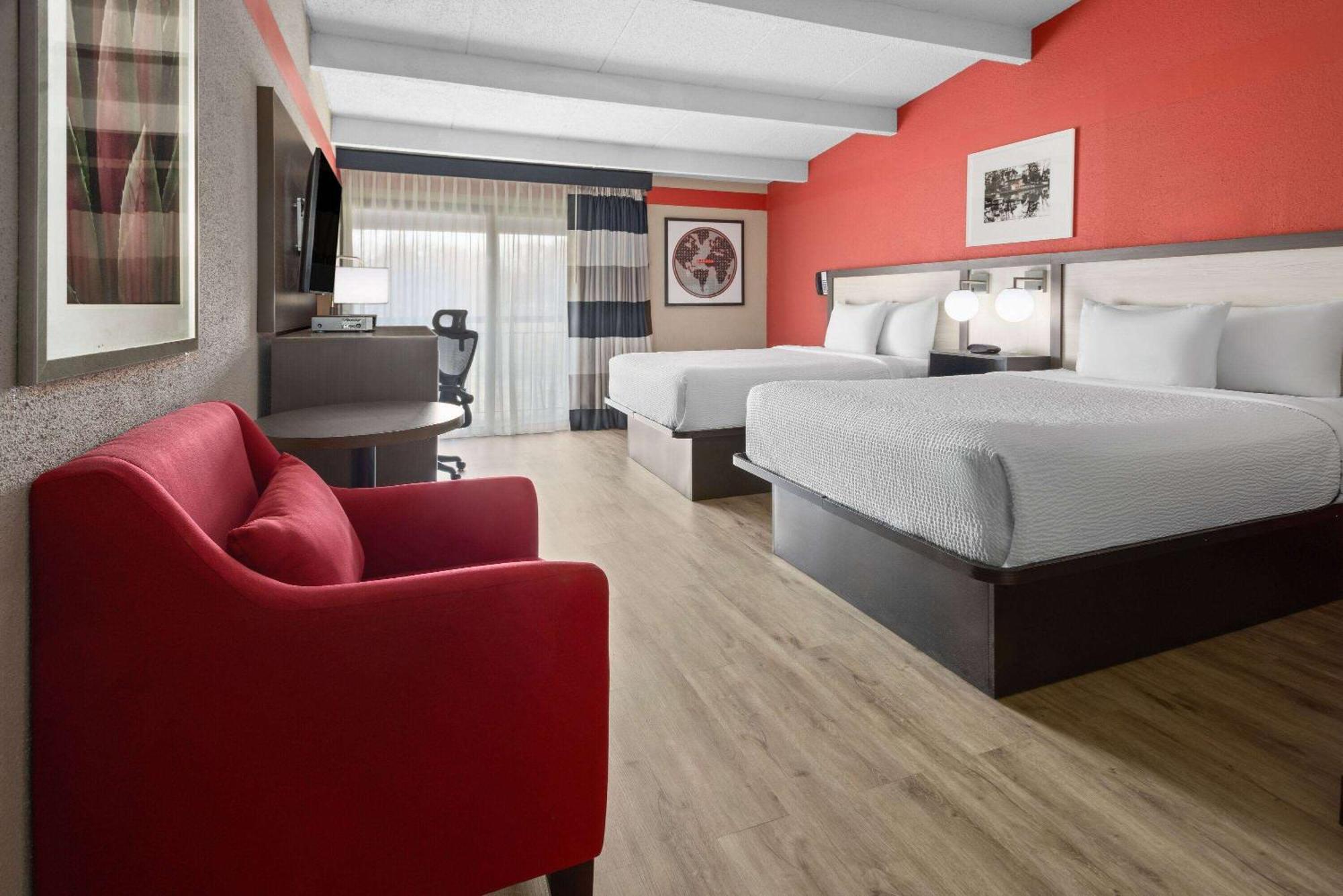 รามาดา บาย วินด์แฮม ปาร์ซิปพานี Hotel พาร์ซิพพานี ภายนอก รูปภาพ